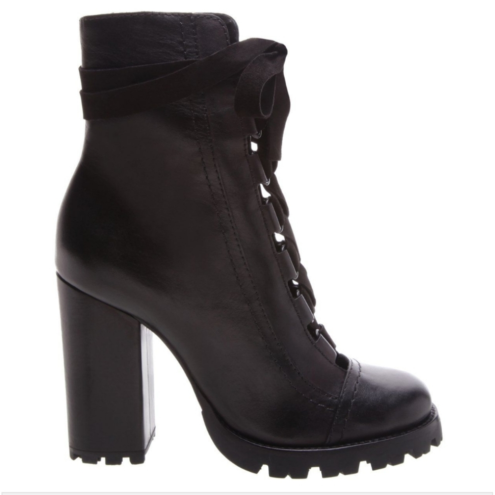SCHUTZ  Black Leather Lace Up Open Lug Heel  Heeled Boots size 6